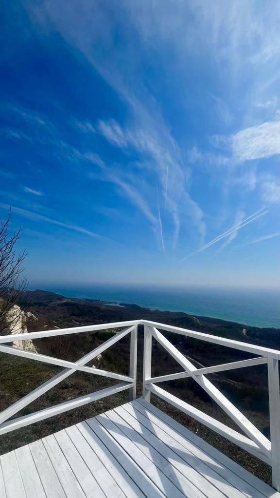 Luxury Lighthouse Golf Villa Baltsjik Buitenkant foto